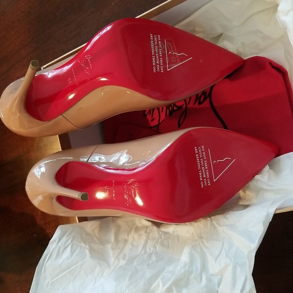 Christian loubinton - Picture 5 of 5